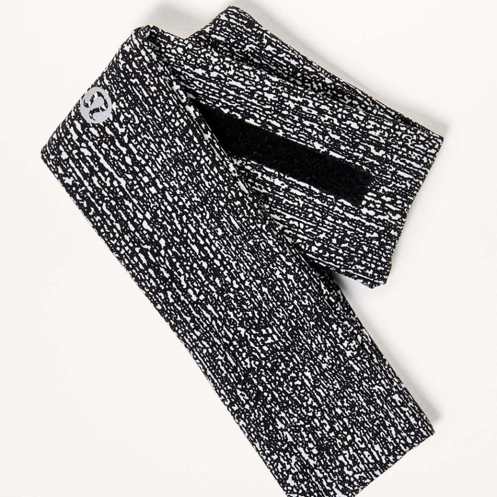 Lululemon Fly Away Tamer Headband